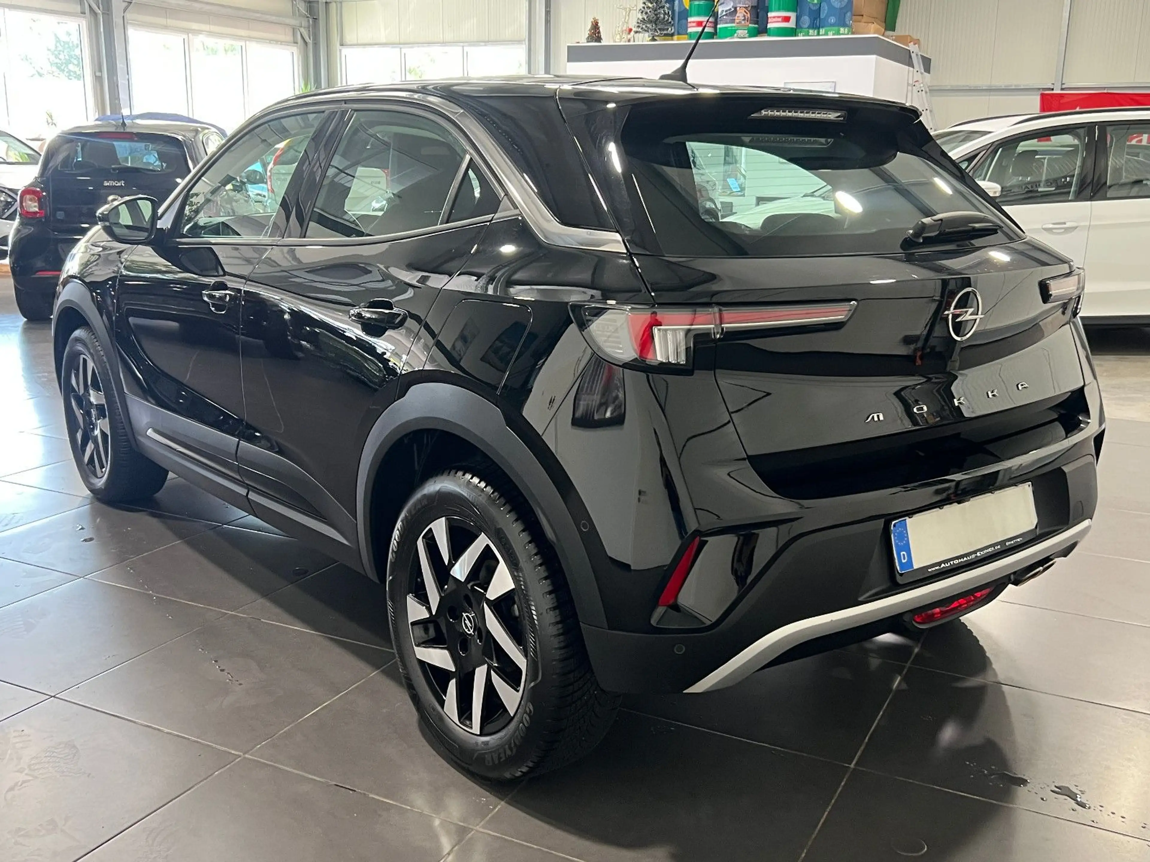 Opel Mokka 1.2 Automatik **Navi*Kamera*SHZ*PDC** — photo 2