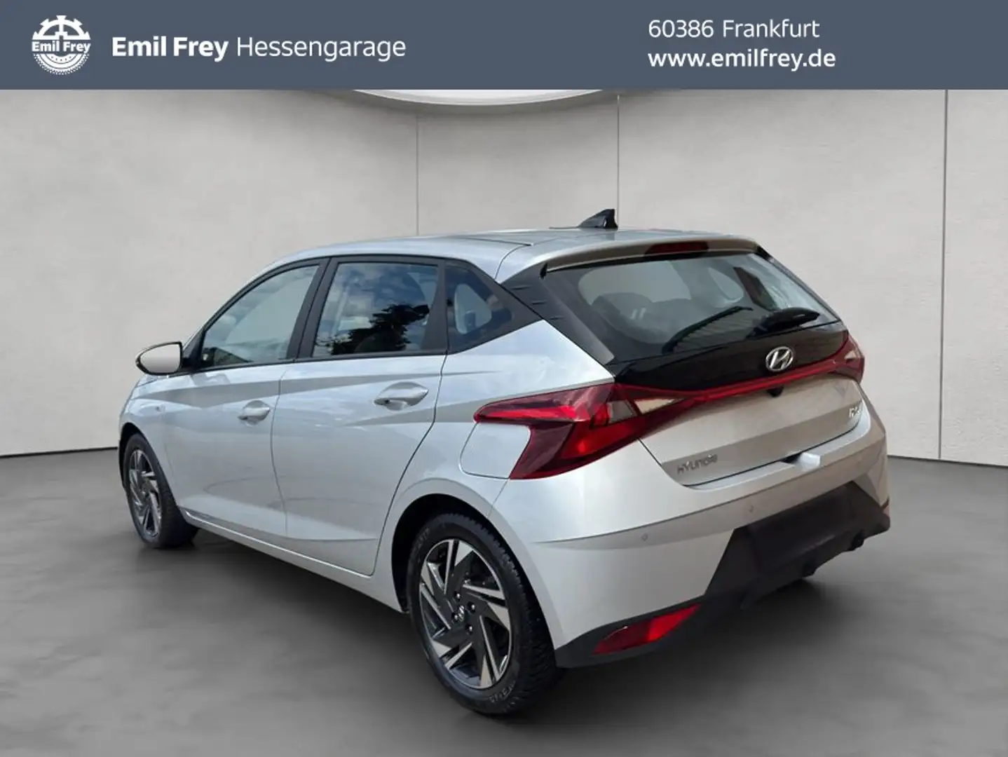 Hyundai i20 1.0 T-GDI 48V-Hybrid DCT Trend Silber - 1