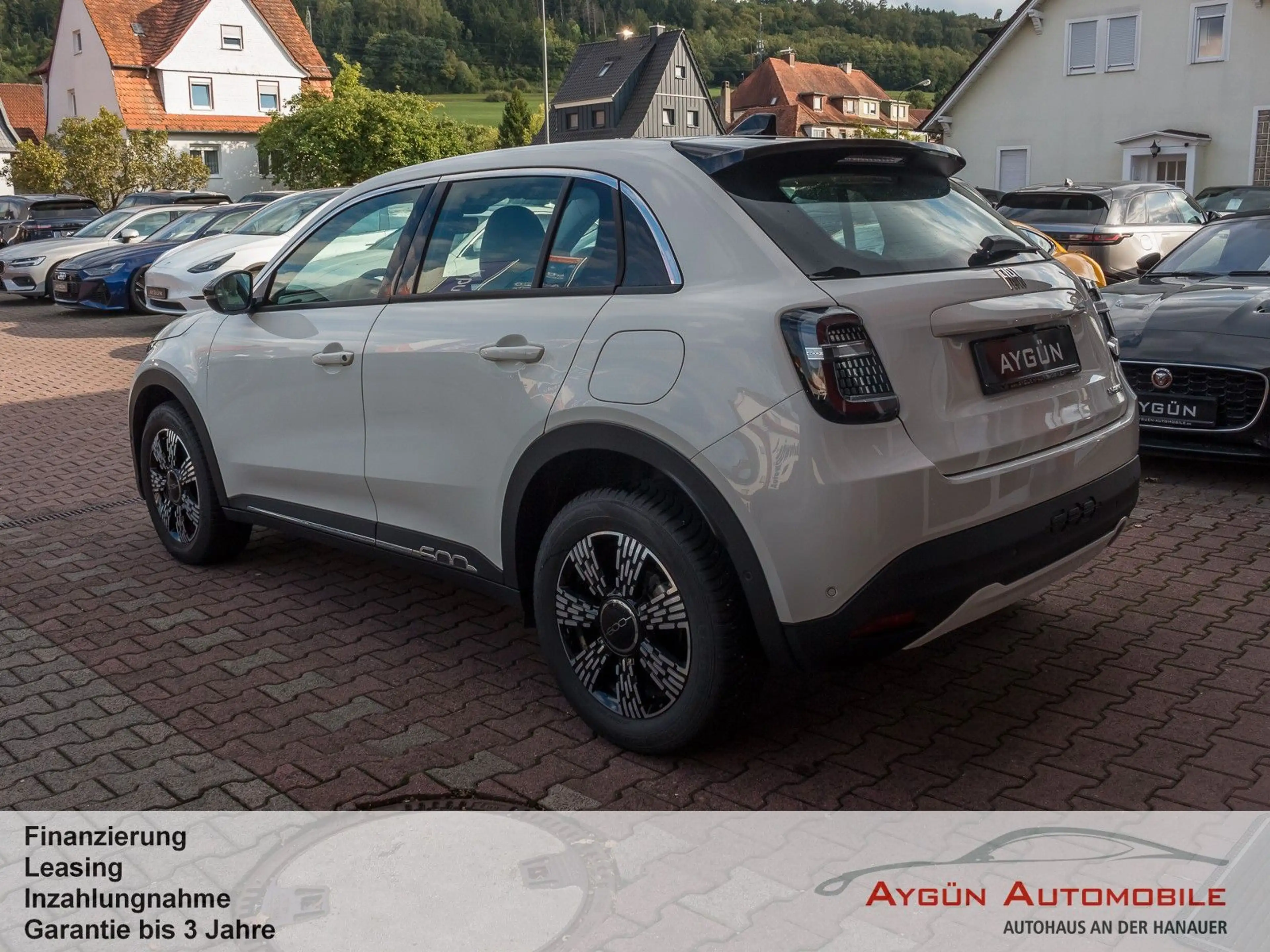 Fiat 600 1.2 Autom. Hybrid T3 La Prima Style Paket — photo 4