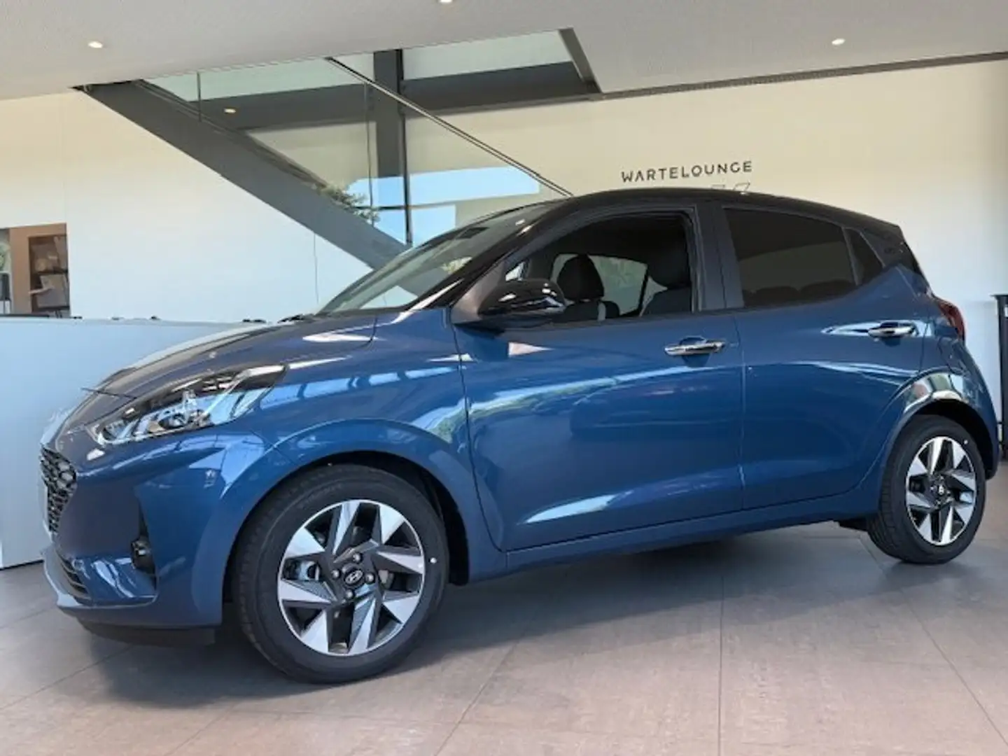 Hyundai i10 (BC3) GO Plus 1,2 GO PLUS 1,2AMT a5bu3-PP1/2-OO2 Blau - 2