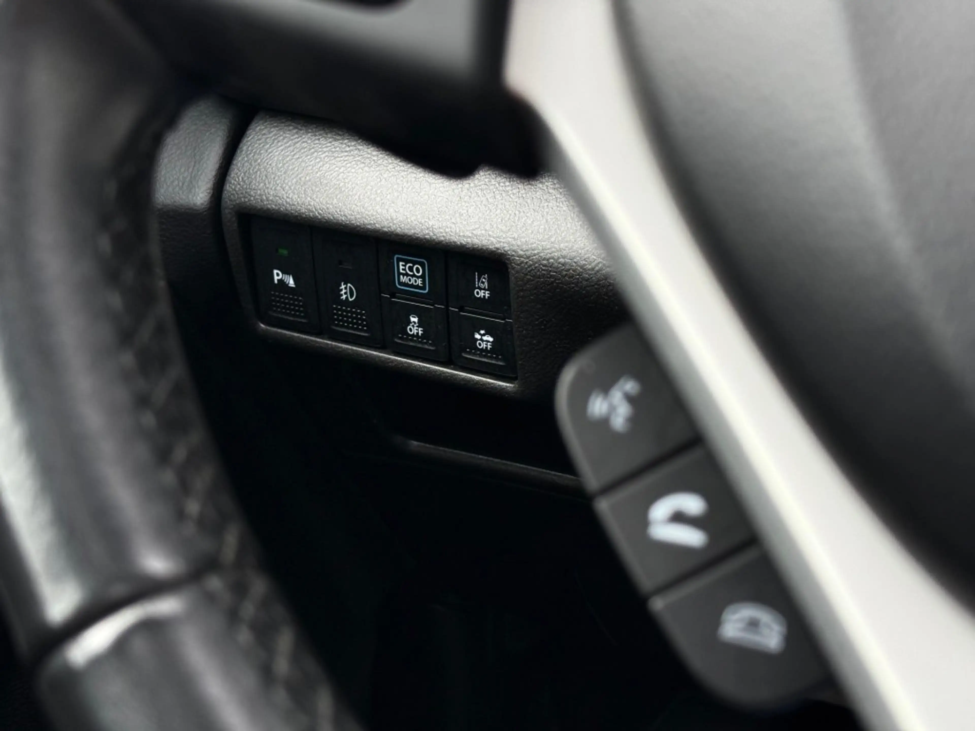 Suzuki SX4 S-Cross 1.5 HYBRID STYLE A/T PANO CARPLAY 360 CAMERA ADD. — photo 14