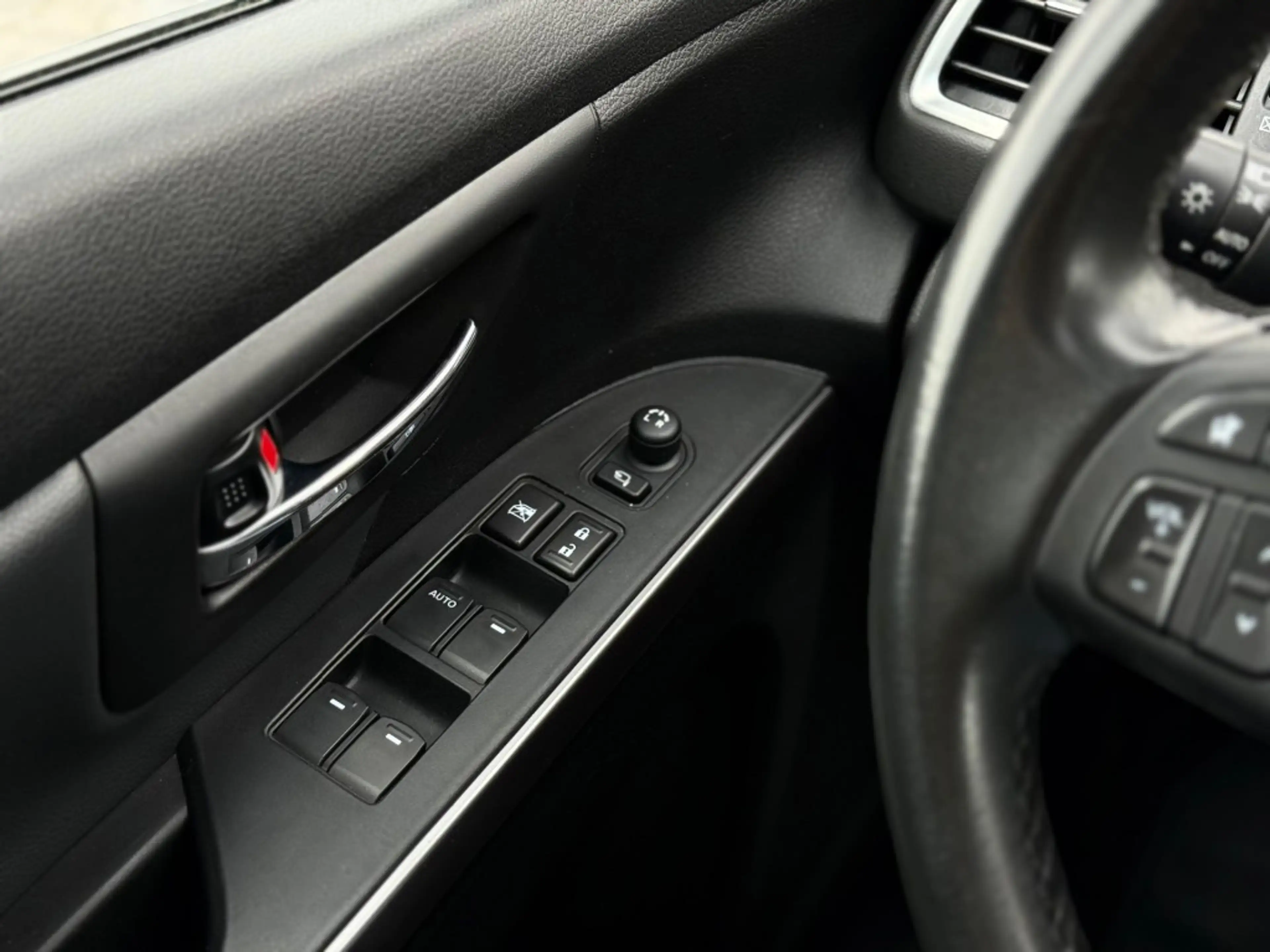 Suzuki SX4 S-Cross 1.5 HYBRID STYLE A/T PANO CARPLAY 360 CAMERA ADD. — photo 15