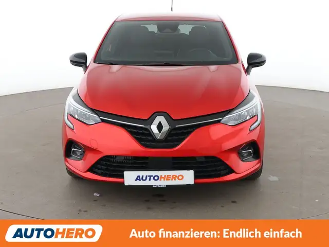 Renault Clio view 9