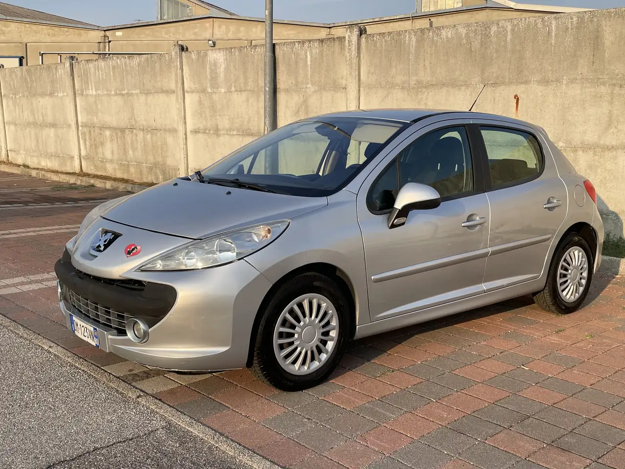 Peugeot 207