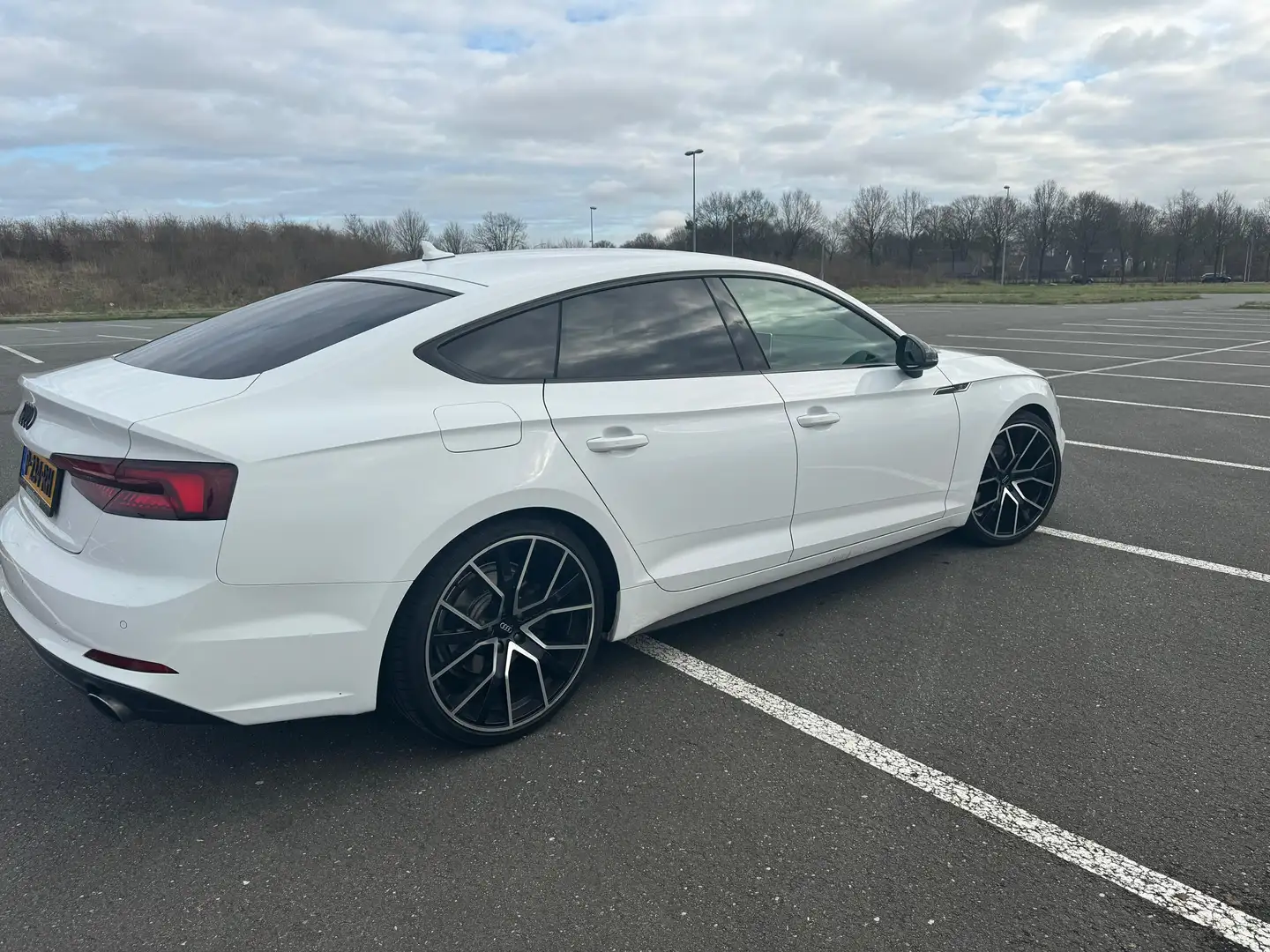 Audi A5 2.0 TFSI Launch Edition Wit - 2