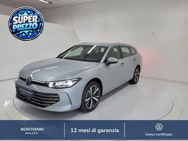 Volkswagen Passat 1.5 TSI EHYBRID BUINESS DSG 204 C MY 24