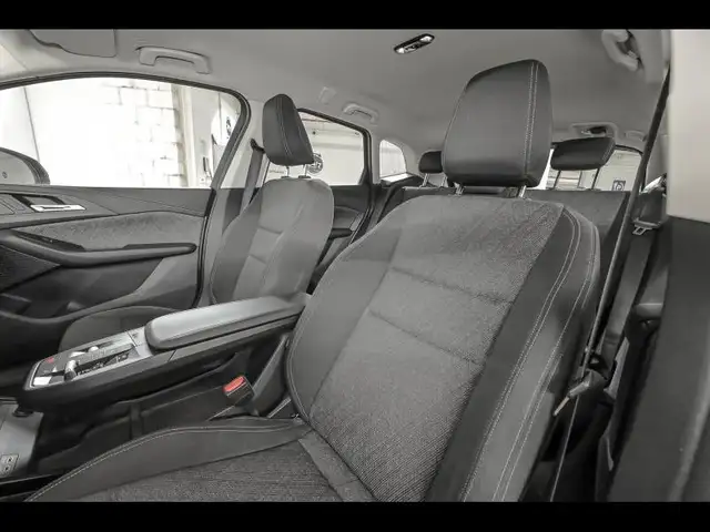BMW 2 Series view 15