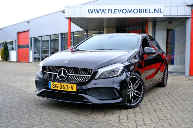 Mercedes-Benz A 160 AMG Sport Edition Aut. Pano|Half Leder|Sportstoele