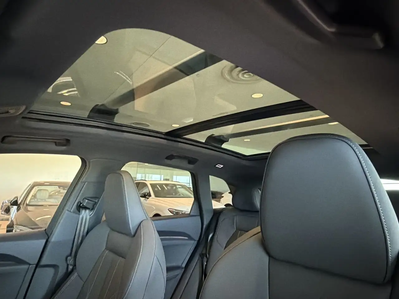 Audi Q5 снимка Audi Q5
