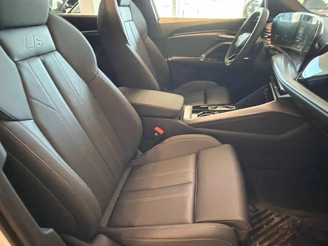 Audi Q5 снимка Audi Q5