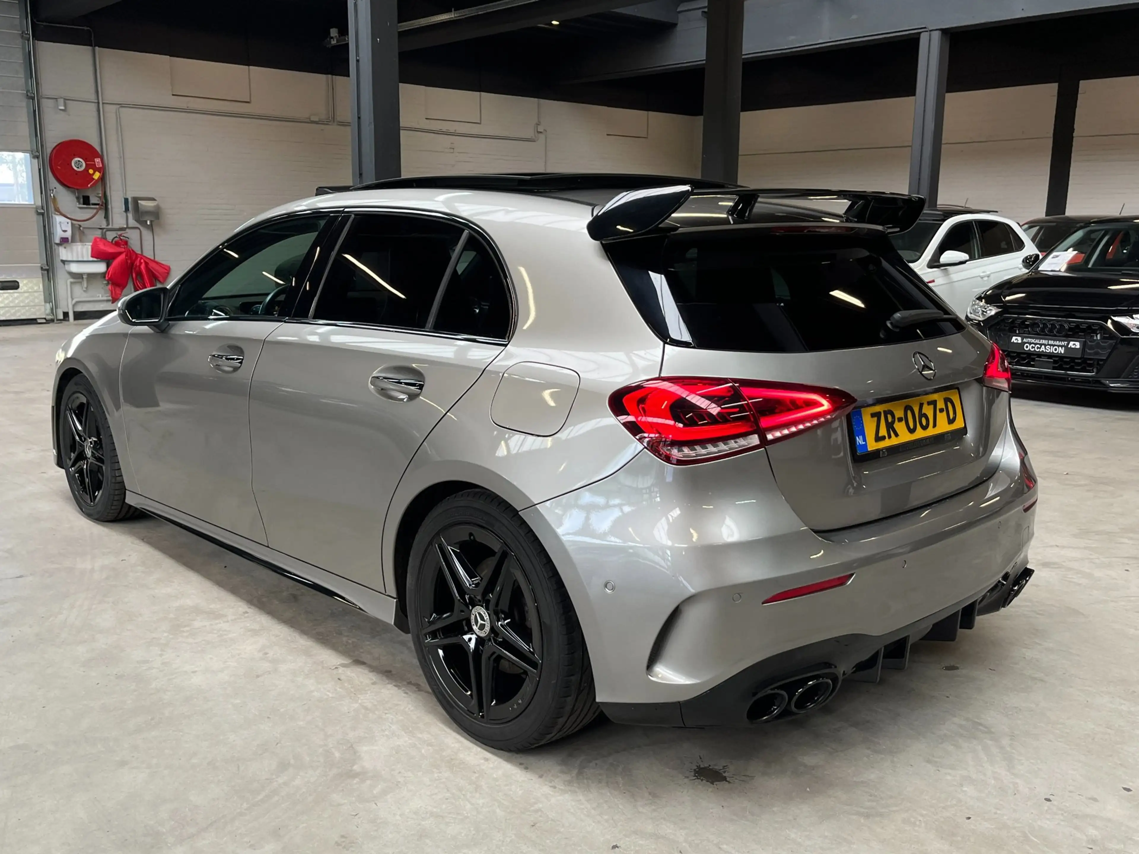 Mercedes-Benz A 220 Launch Edition Premium Plus Burmester/Pano/Carplay — photo 3