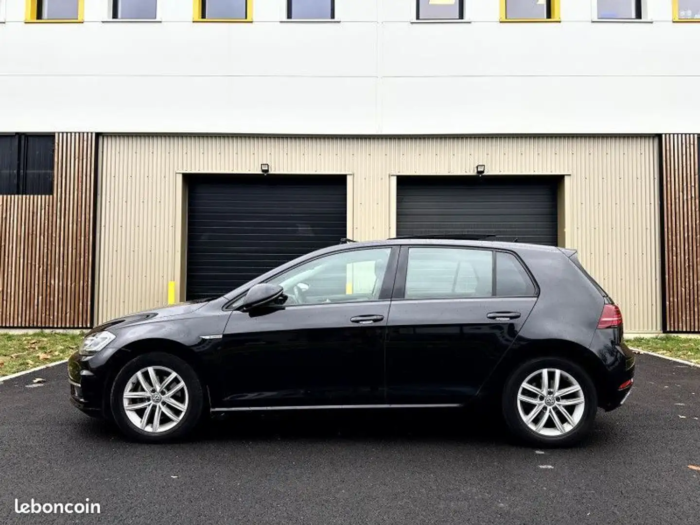Volkswagen Golf VII 1.5 TSI EVO 130 BLUEMOTION CARAT DSG7 1ÈRE MAIN Schwarz - 2