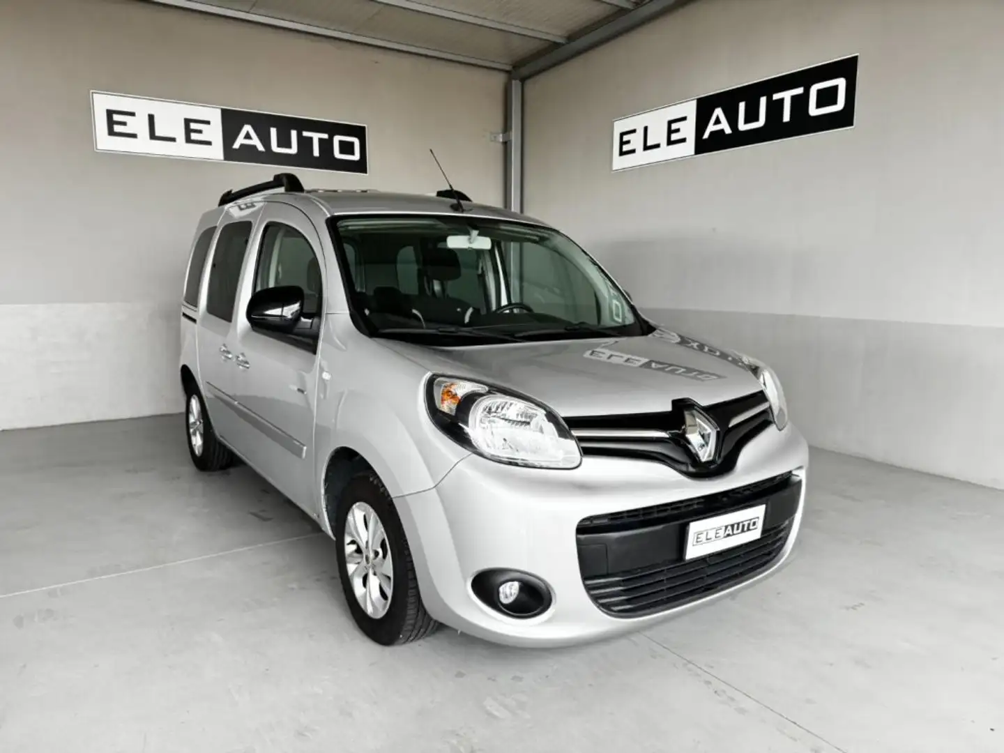 Renault Kangoo 1.5 dCi 90CV 5 porte Limited Gris - 1