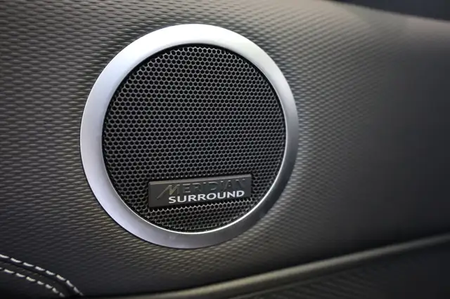 Land Rover Discovery D250 R-Dynamic HSE AWD Ansicht 21