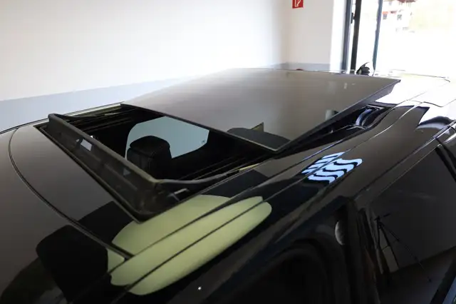 Land Rover Discovery D250 R-Dynamic HSE AWD Ansicht 23