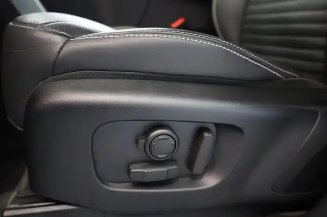 Land Rover Discovery D250 R-Dynamic HSE AWD Ansicht 6