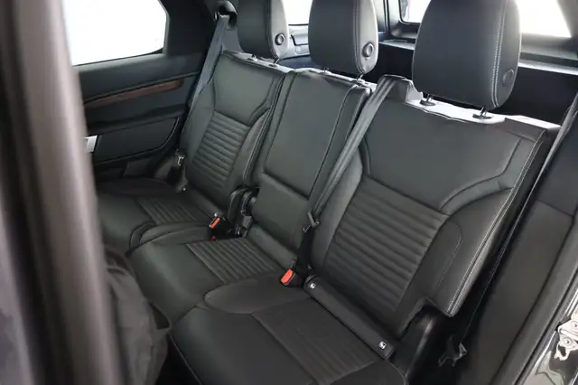 Land Rover Discovery D250 R-Dynamic HSE AWD Ansicht 7