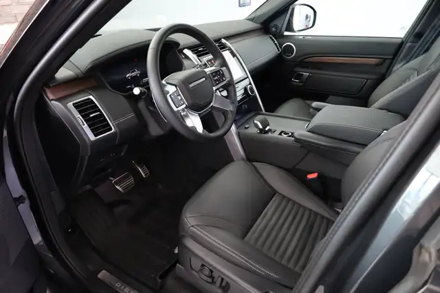 Land Rover Discovery D250 R-Dynamic HSE AWD Ansicht 5