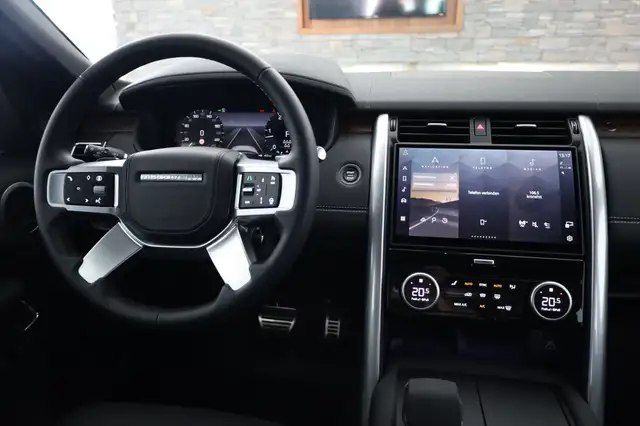 Land Rover Discovery D250 R-Dynamic HSE AWD Ansicht 8