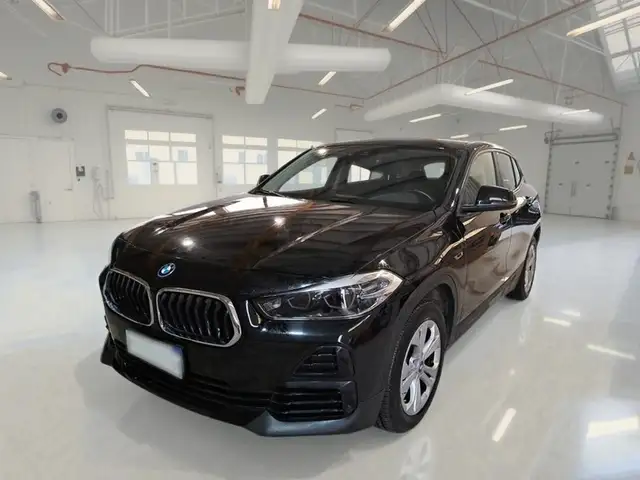 BMW X2 xDrive 25e Business X automatico