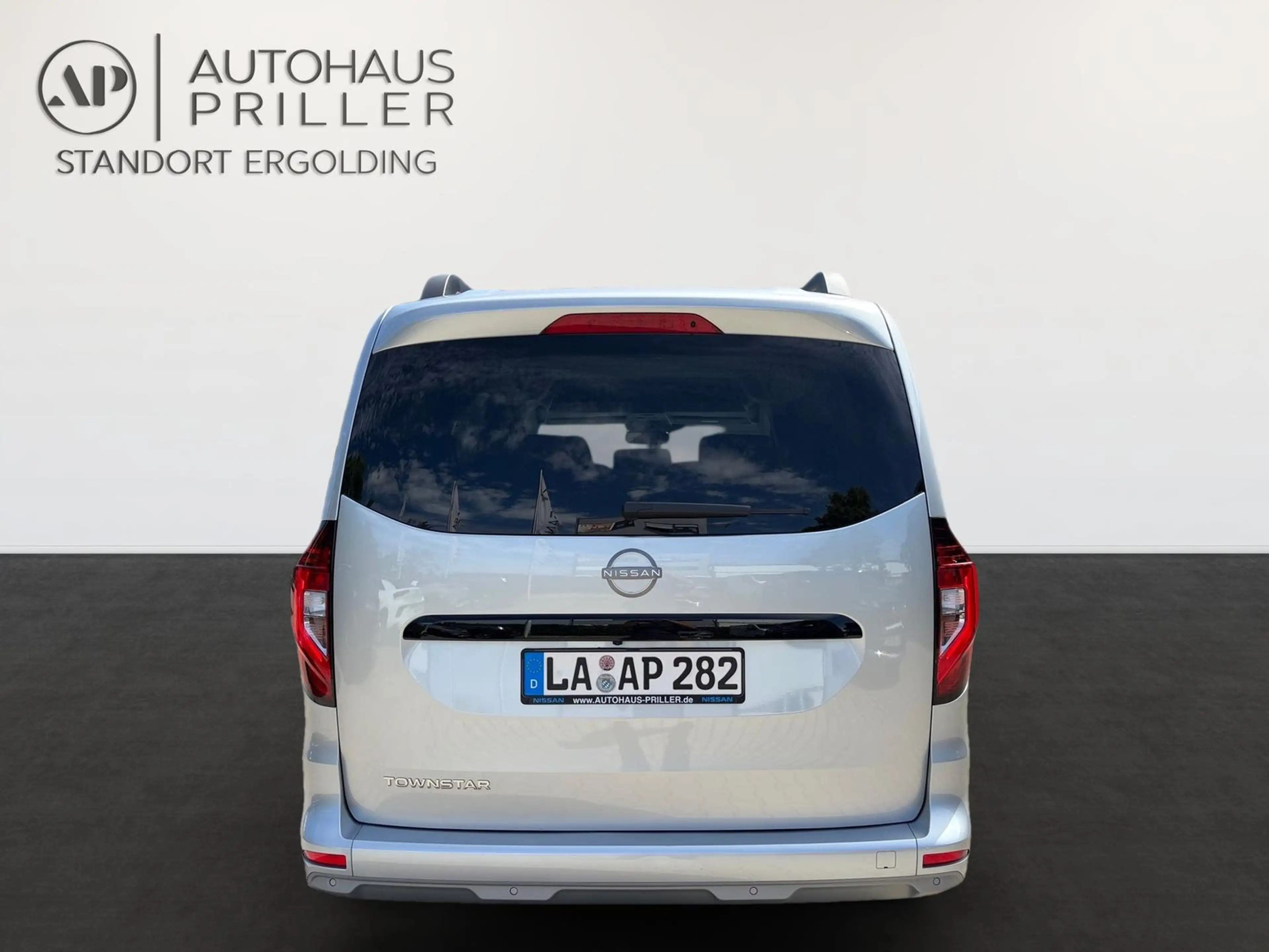 Nissan Townstar Kombi 1.3 DIG-T AT L2 Tekna *SHZ/PDC* — photo 7
