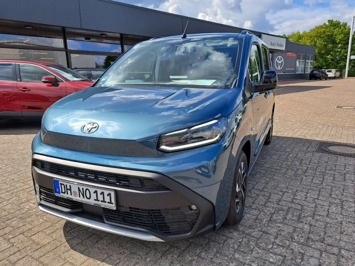 Toyota Proace City Verso 1.5 D-4D L1 Aut Team Deutschland Azul - 2