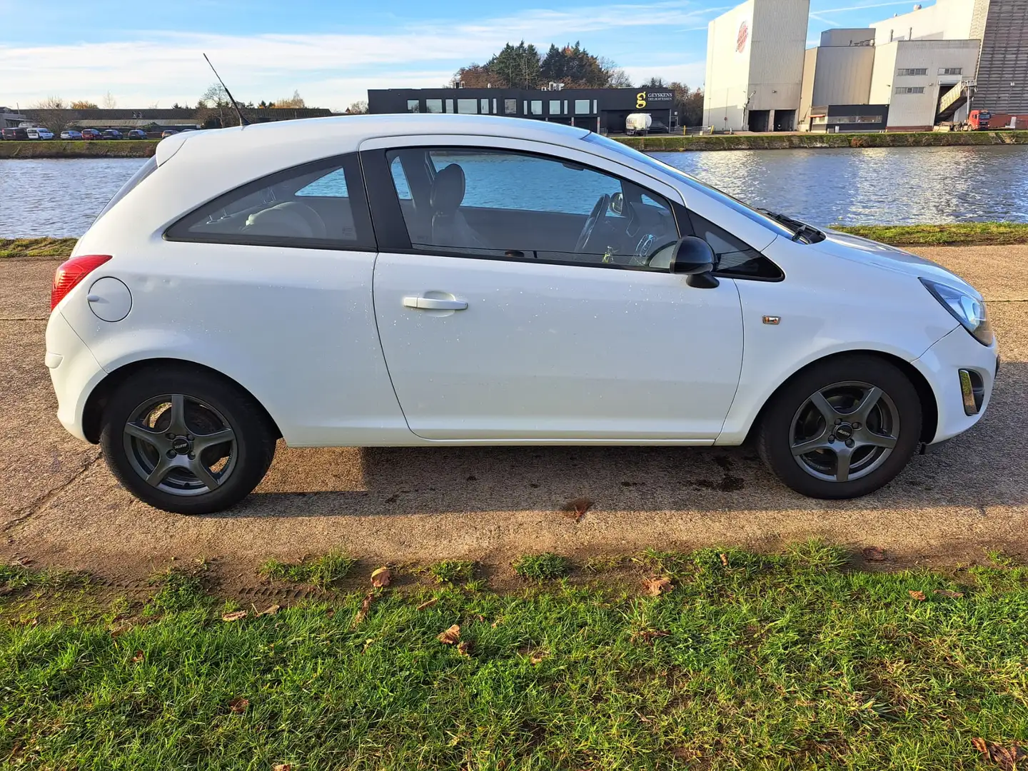 Opel Corsa Corsa 1.4 16V Edition Wit - 2