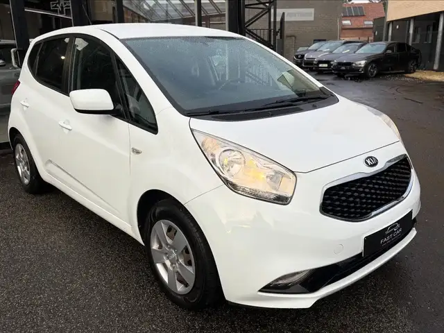 Kia Venga Venga 1.4i World Edition ISG