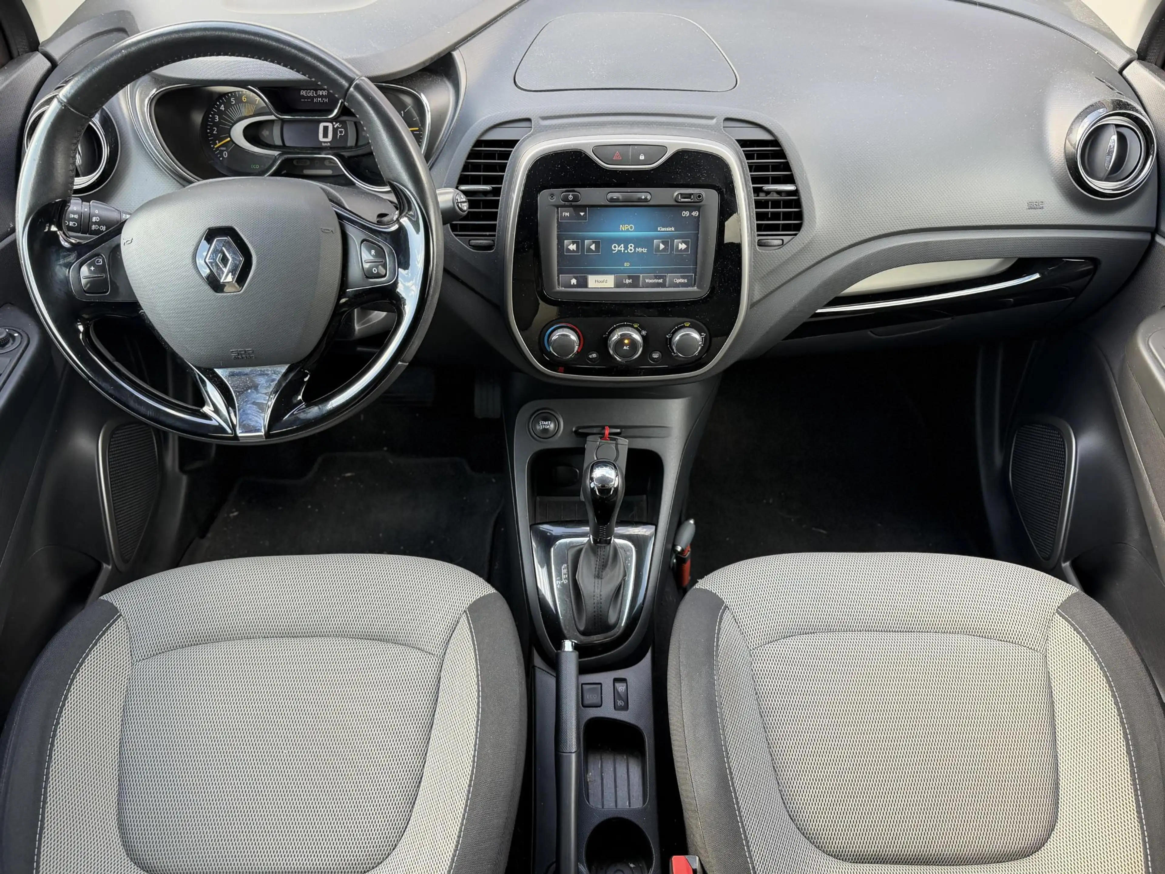 Renault Captur 1.2 TCe Expression Automaat - Navigatie - Cruise C — photo 12