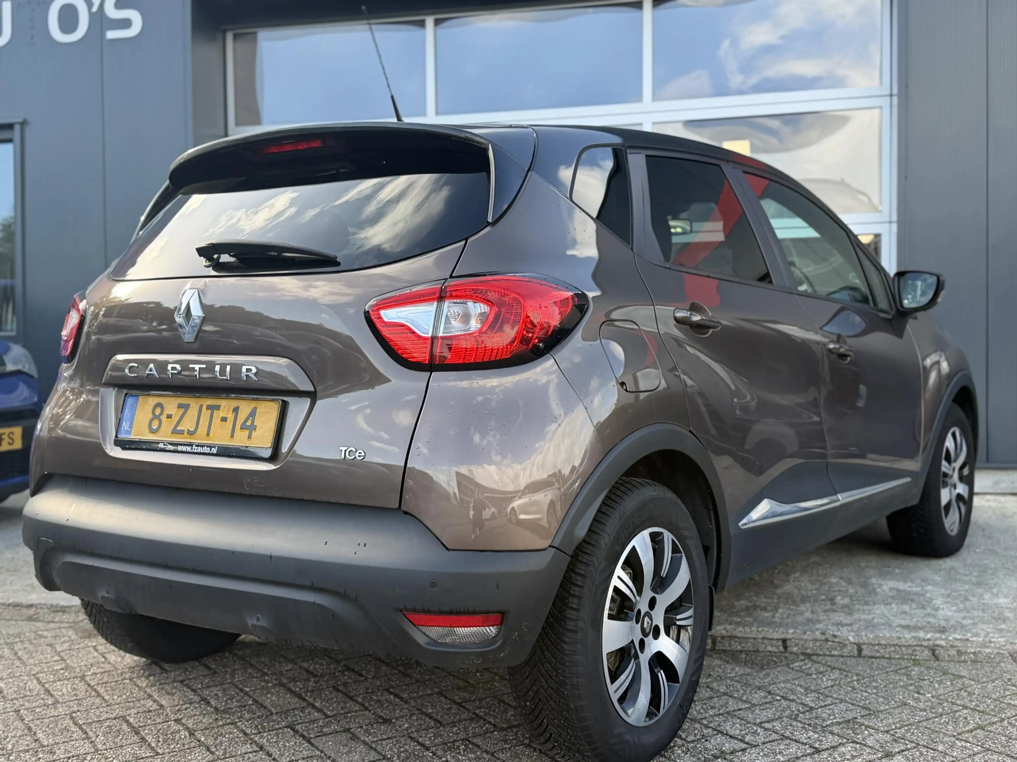 Renault Captur 1.2 TCe Expression Automaat - Navigatie - Cruise C — photo 6