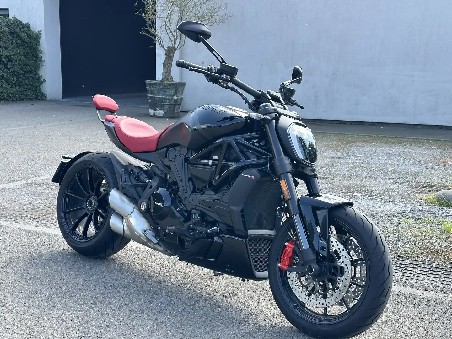 Ducati Diavel Nera série limitée numéro 34 Negru - 1