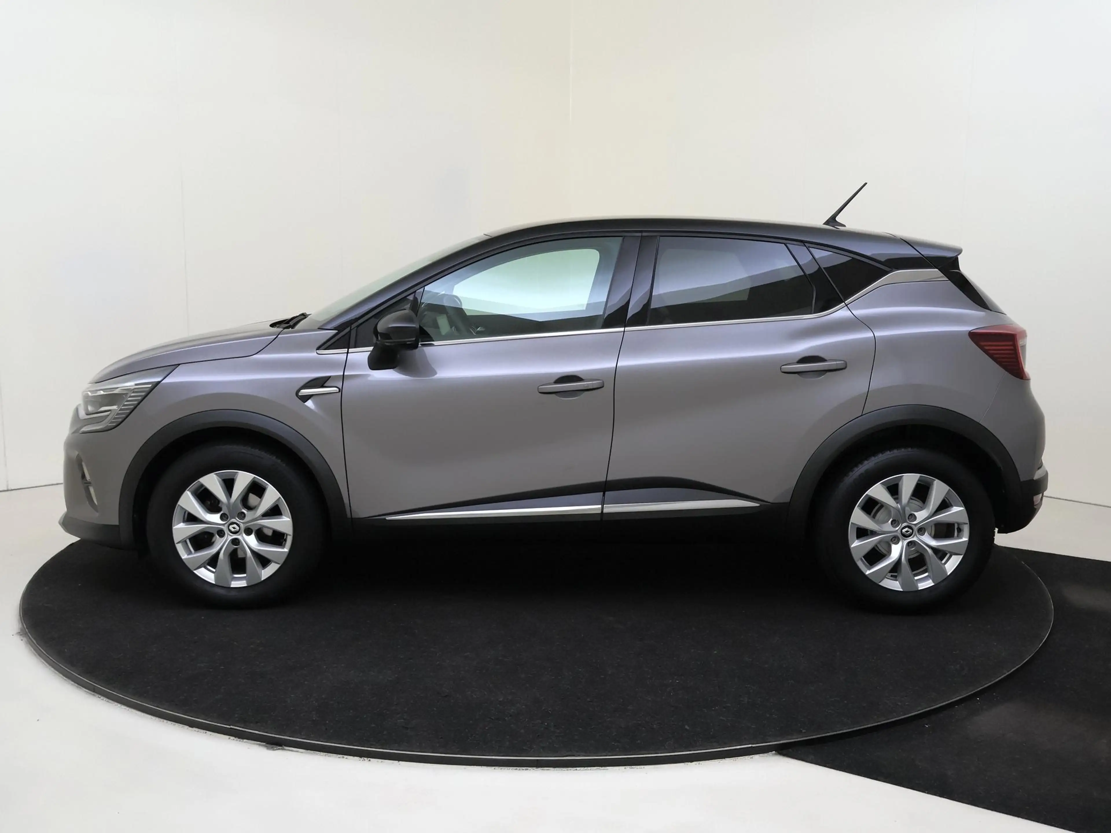 Renault Captur 1.0 TCe 100 Bi-Fuel Intens Navigatie | Climat Cont — photo 8