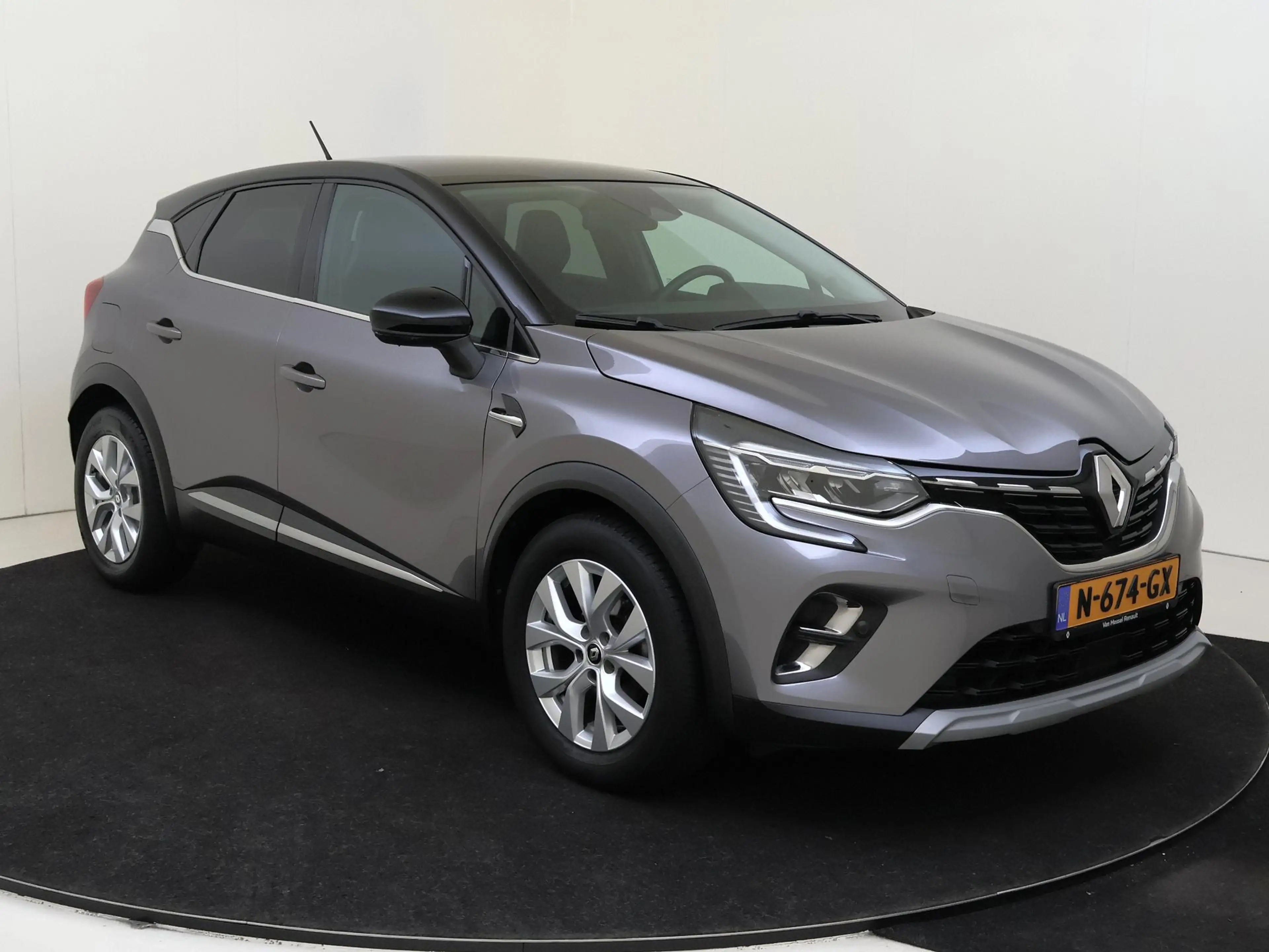 Renault Captur 1.0 TCe 100 Bi-Fuel Intens Navigatie | Climat Cont — photo 2