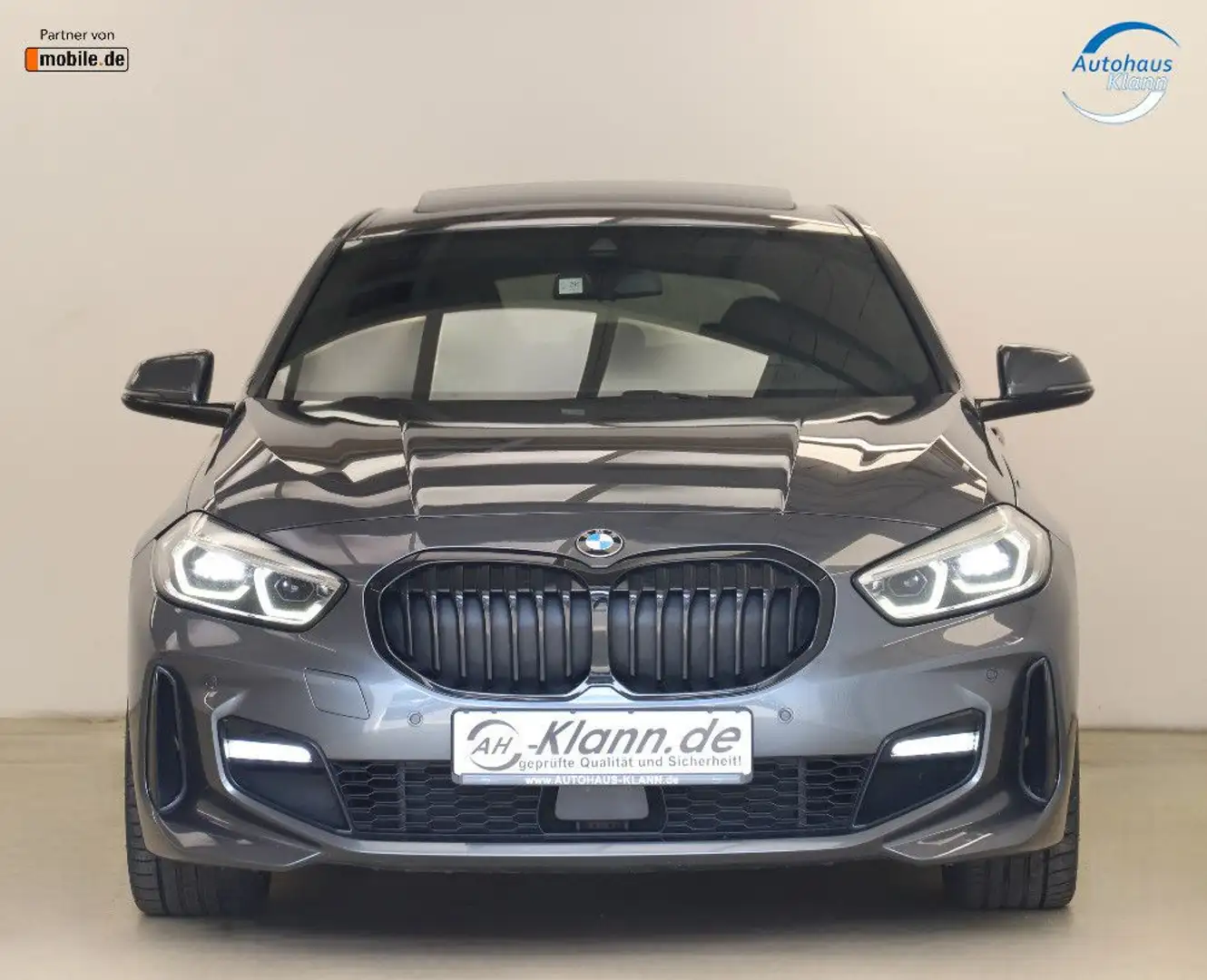 BMW 118 d 2.0 150PS M Sport Pano HUD Virtual 1.Hand Szary - 2