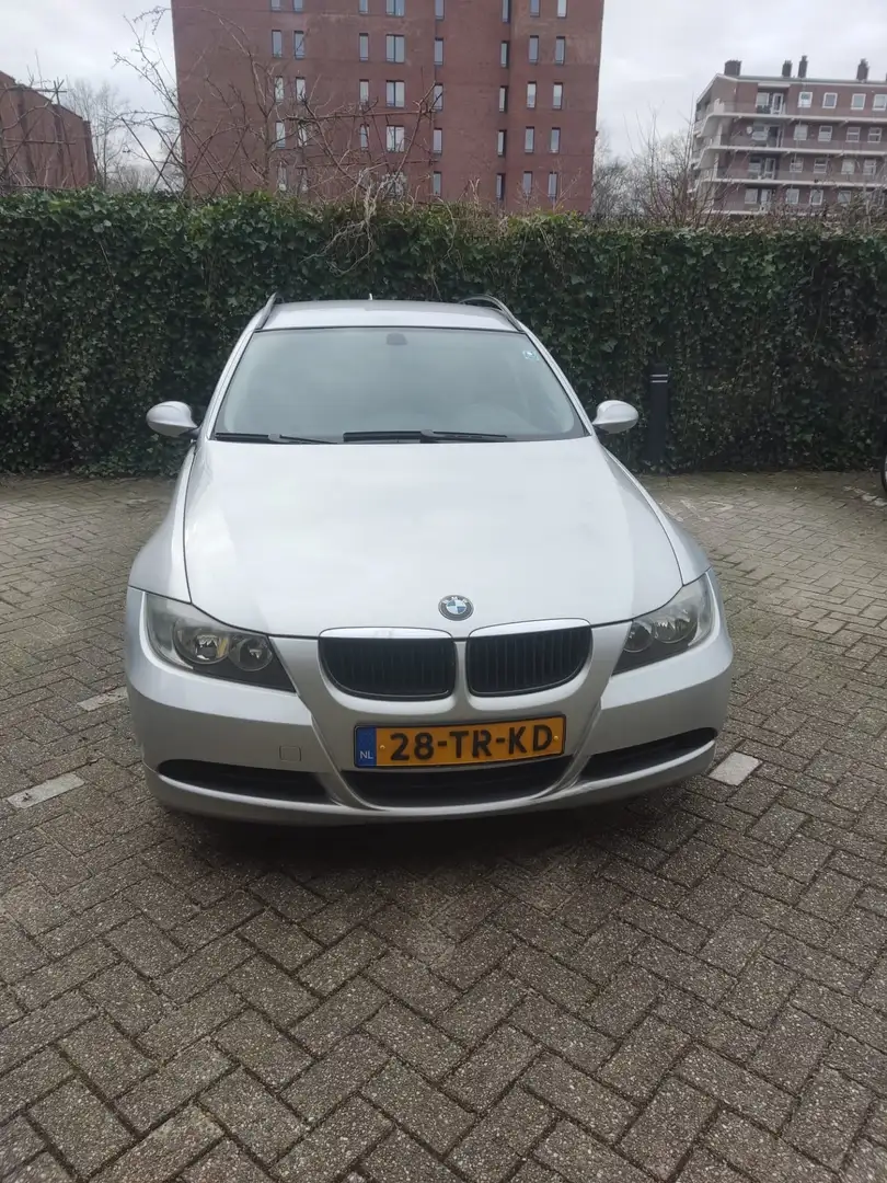 BMW 330 318i Business Line Zilver - 1