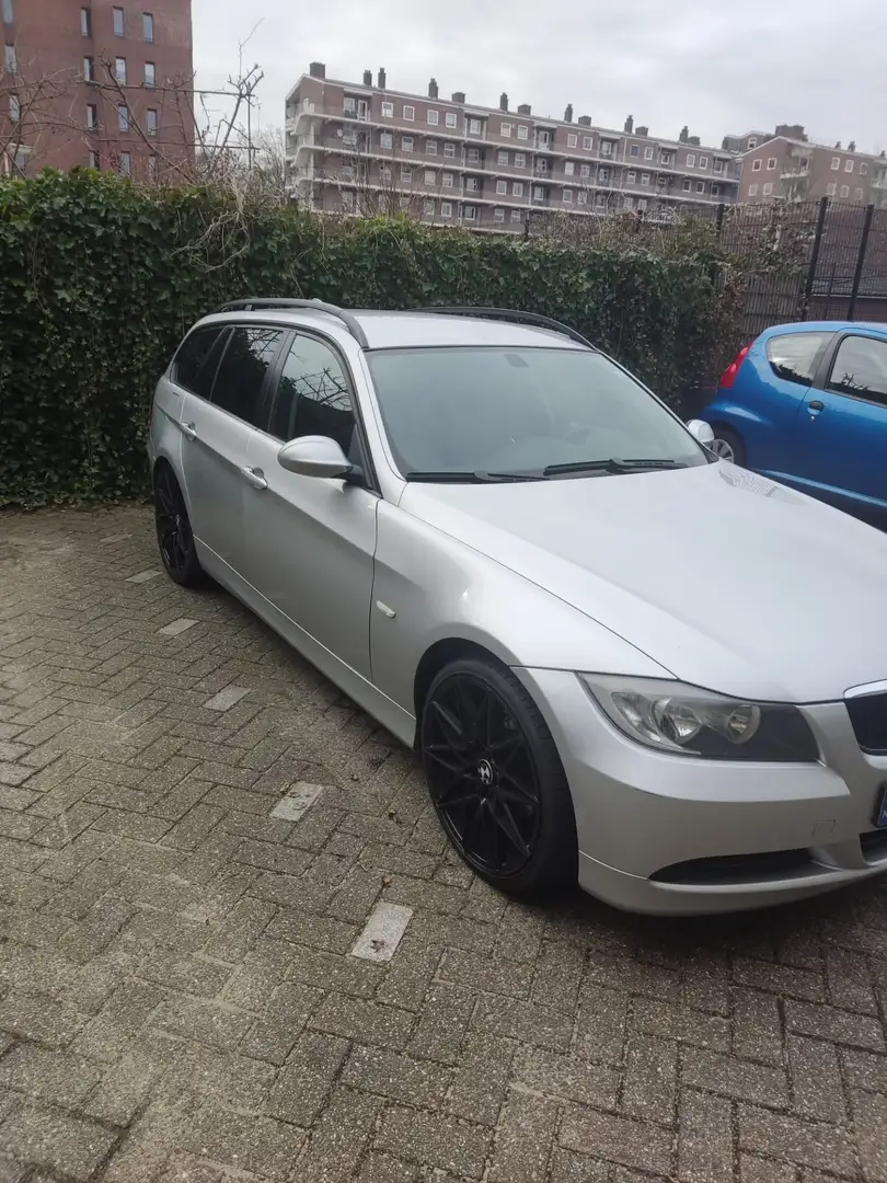BMW 330 318i Business Line Zilver - 2
