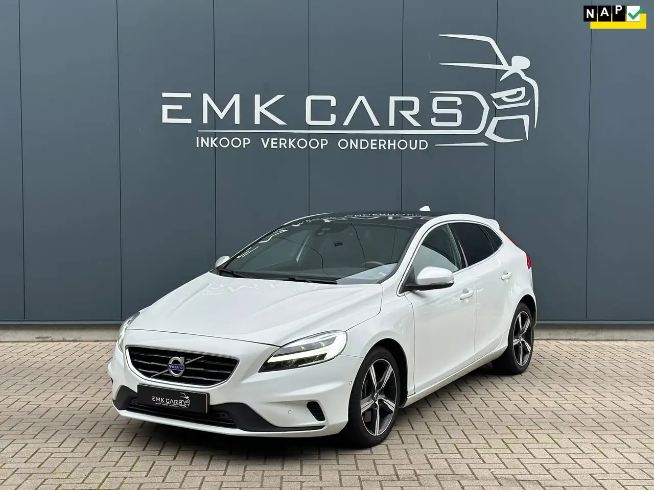 Volvo V40