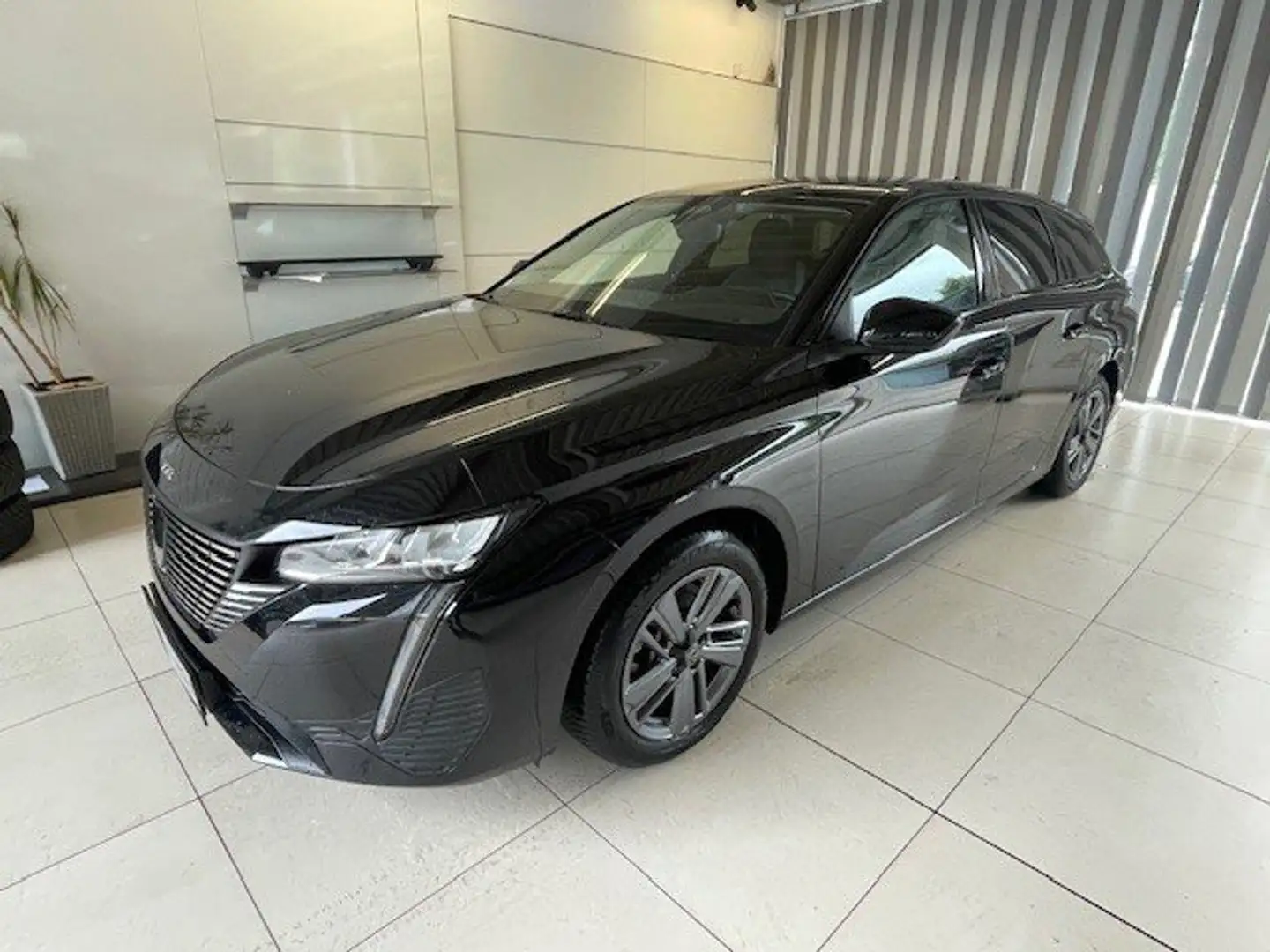 Peugeot 308 SW Allure Noir - 2
