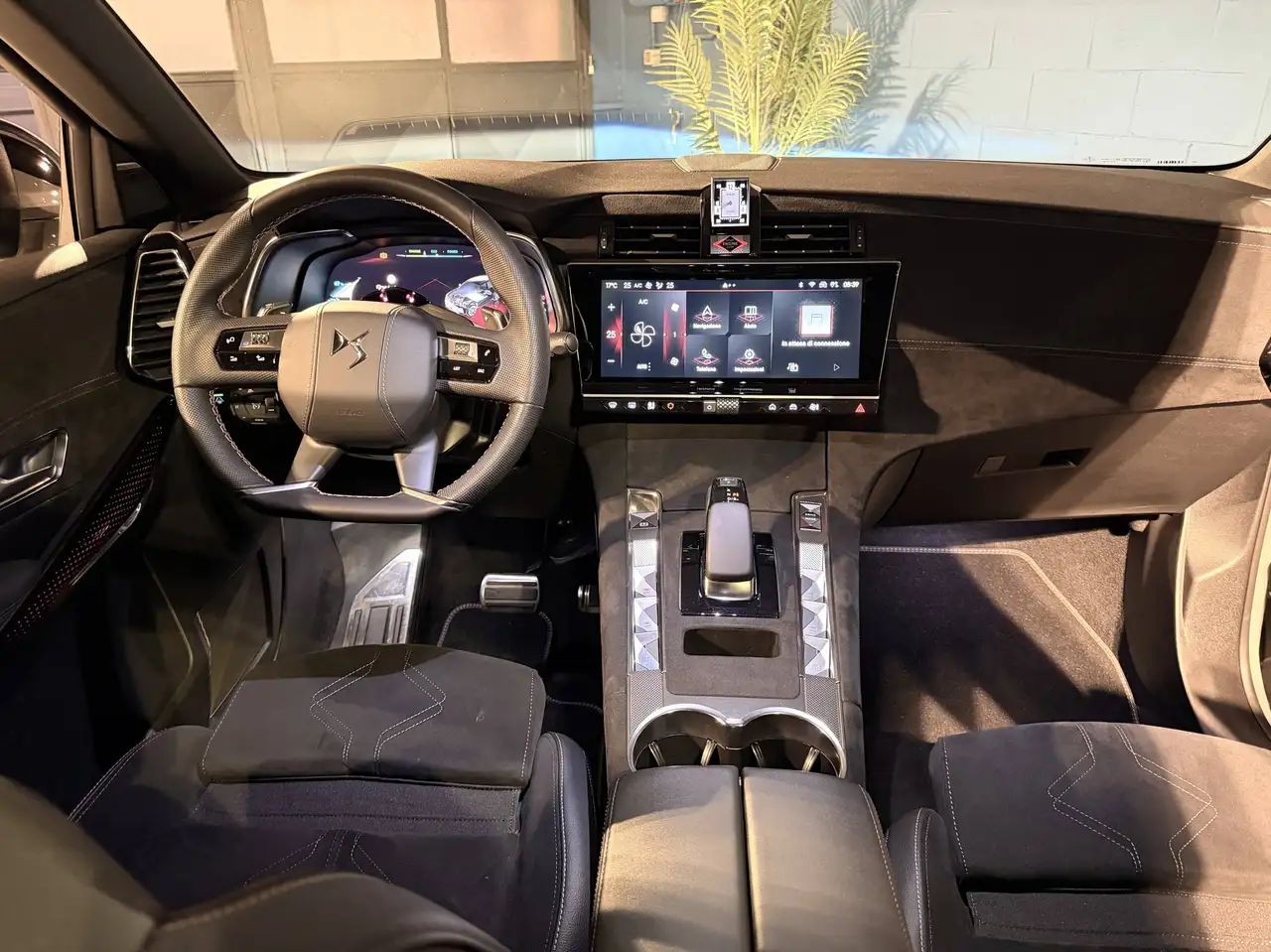 DS Automobiles DS 7 Crossback 2022 — фото 11