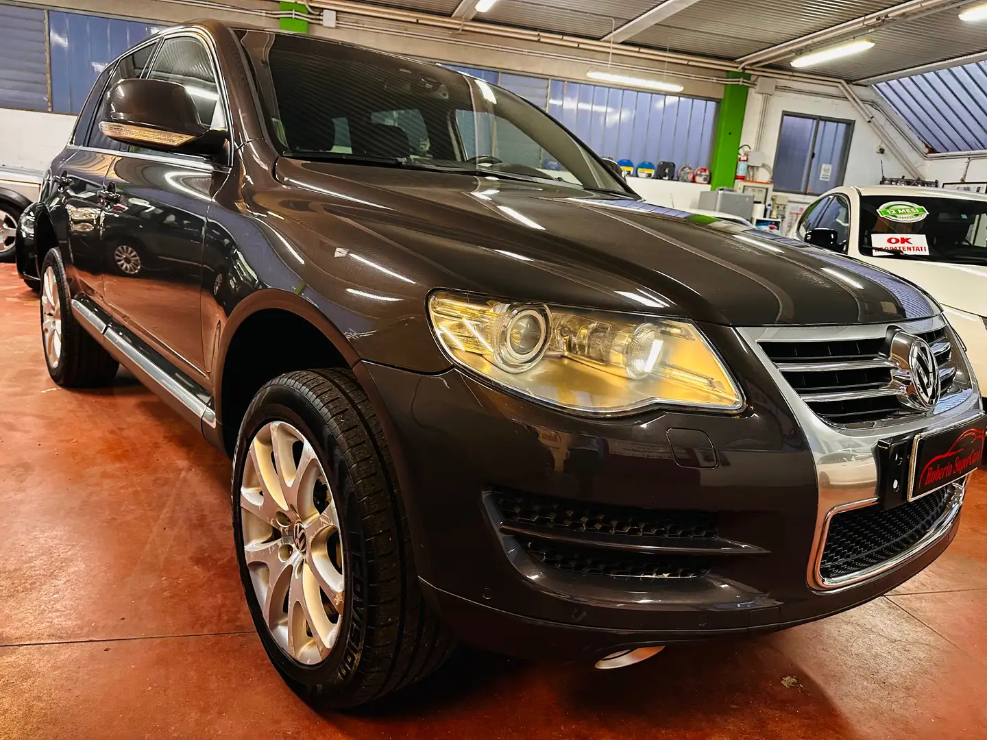 Volkswagen Touareg Touareg 3.0 V6 TDI Executive 240cv Tiptronic Gris - 1