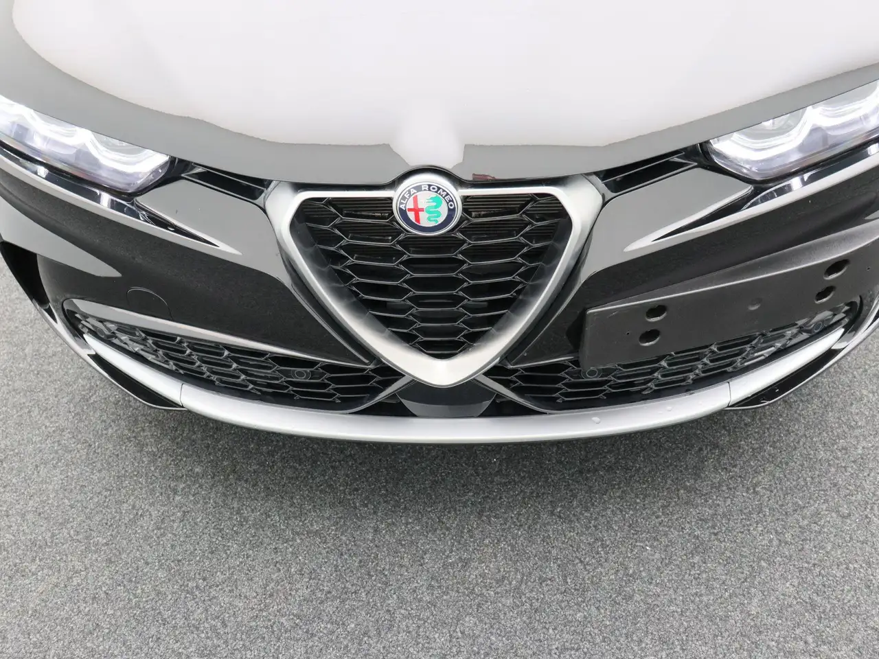 Alfa Romeo Tonale 2024 — фото 15