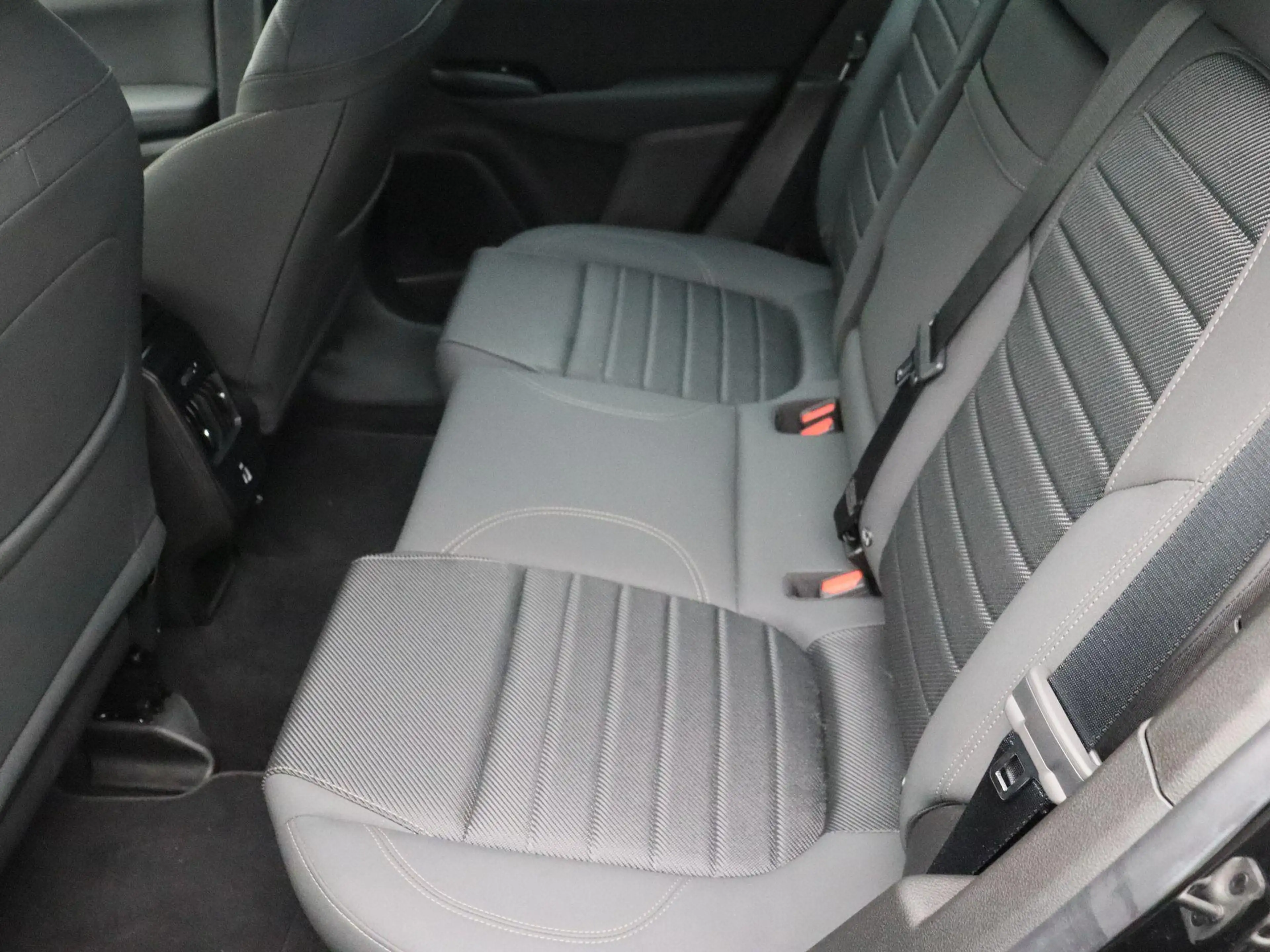 Alfa Romeo Tonale 1.3 T280 PHEV Q4 Ti Camera | PDC V+A | Adaptieve C — photo 14