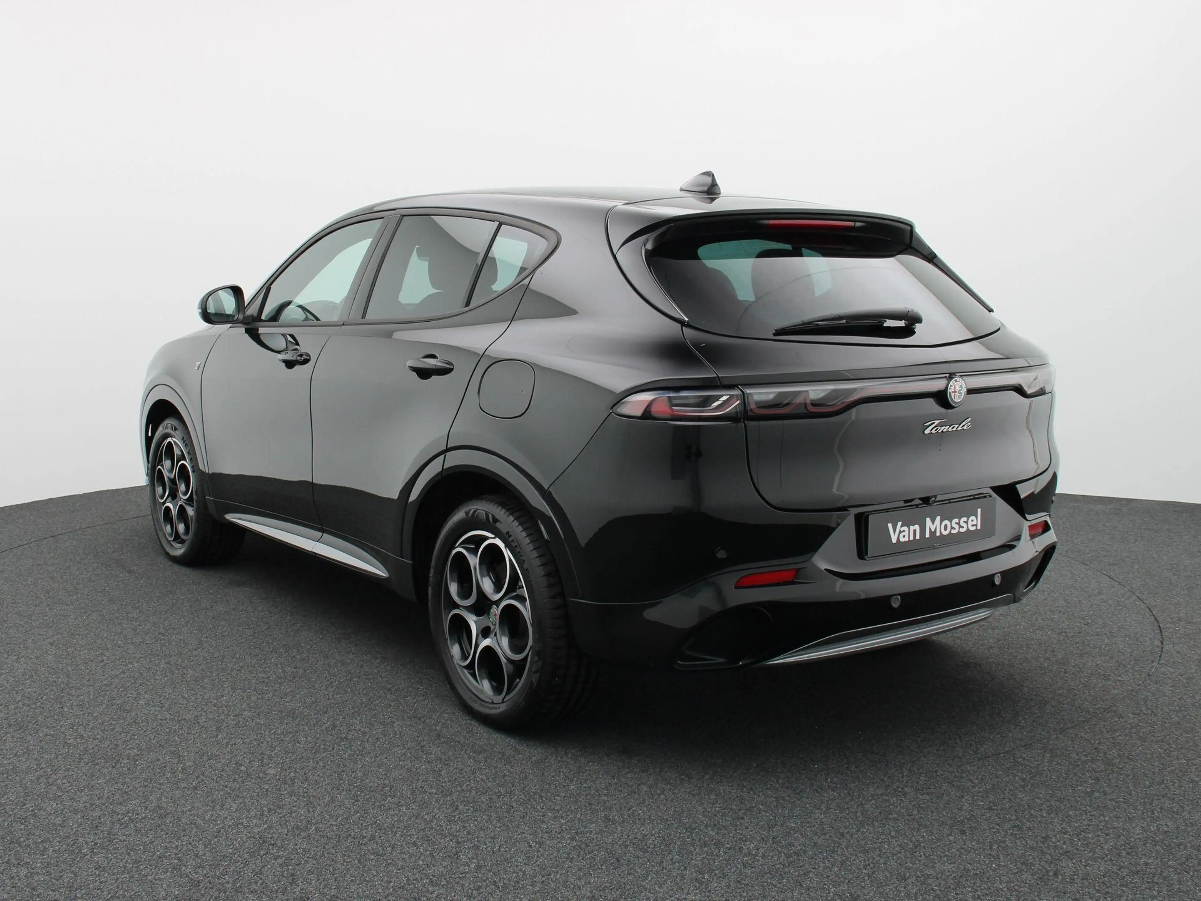 Alfa Romeo Tonale 1.3 T280 PHEV Q4 Ti Camera | PDC V+A | Adaptieve C — photo 2