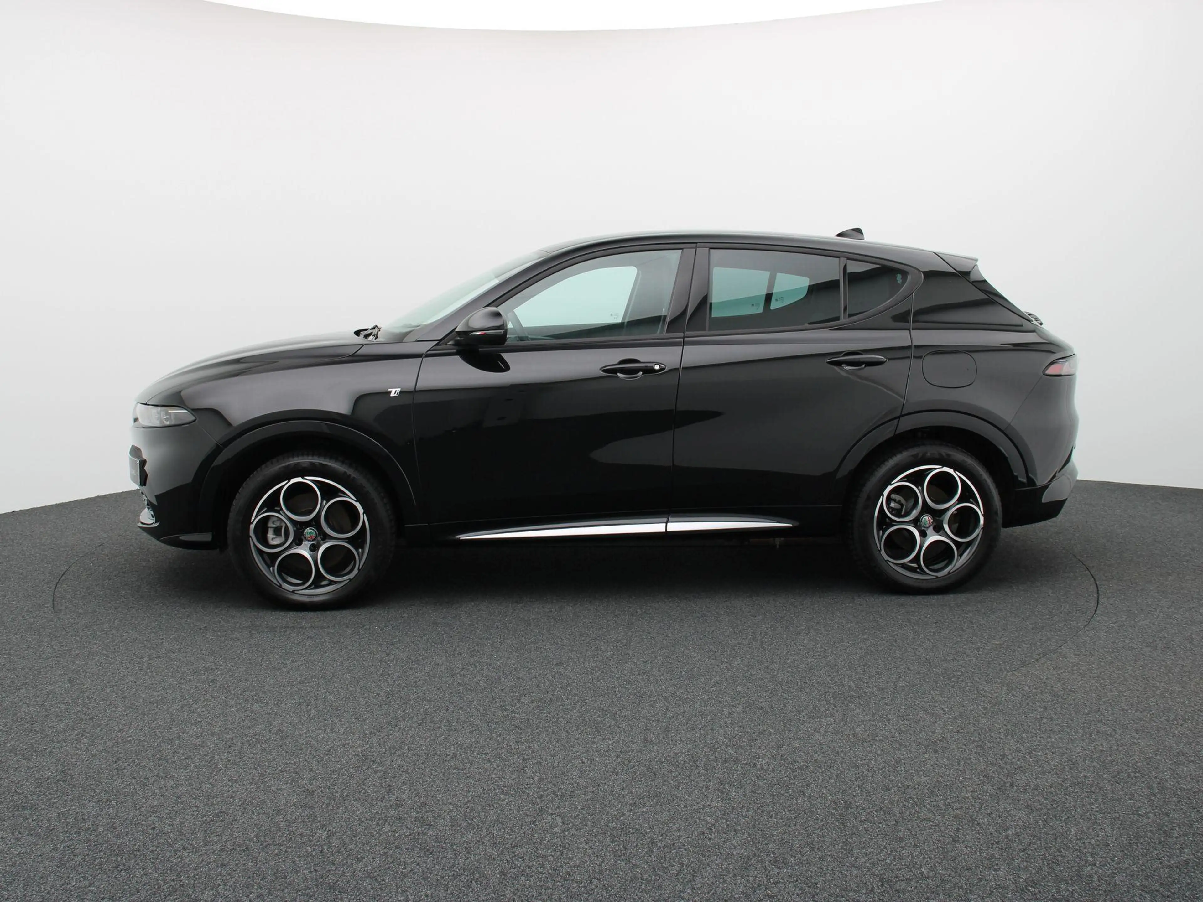 Alfa Romeo Tonale 1.3 T280 PHEV Q4 Ti Camera | PDC V+A | Adaptieve C — photo 4