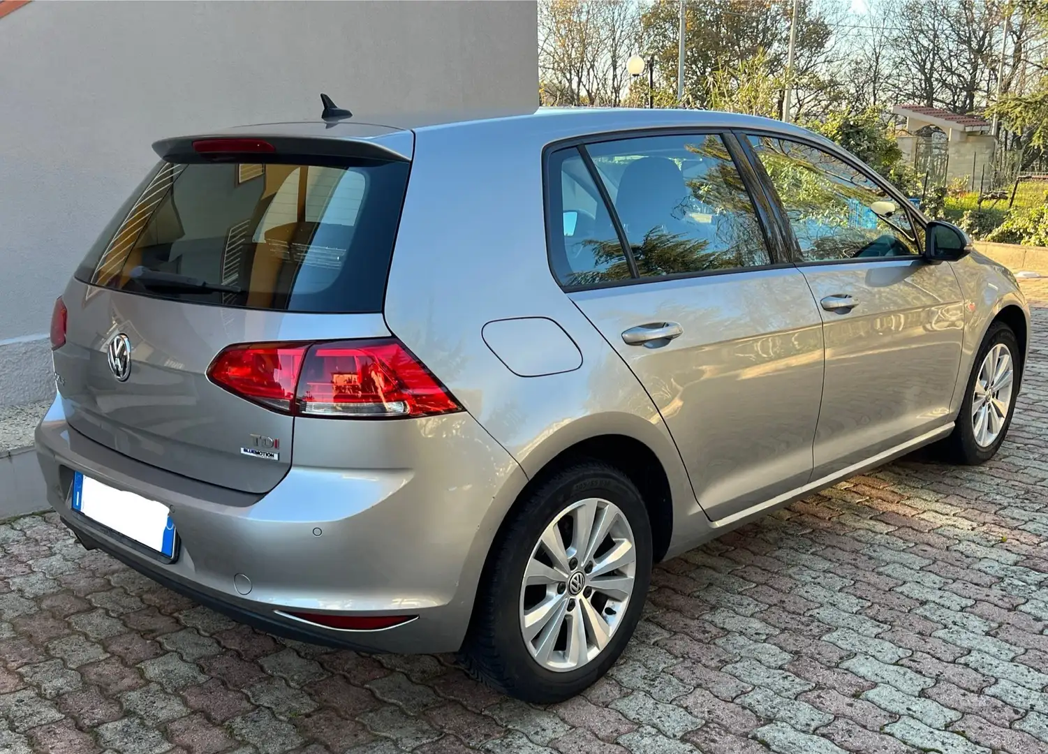 Volkswagen Golf 5p 1.6 tdi Comfortline Business 110cv - 2