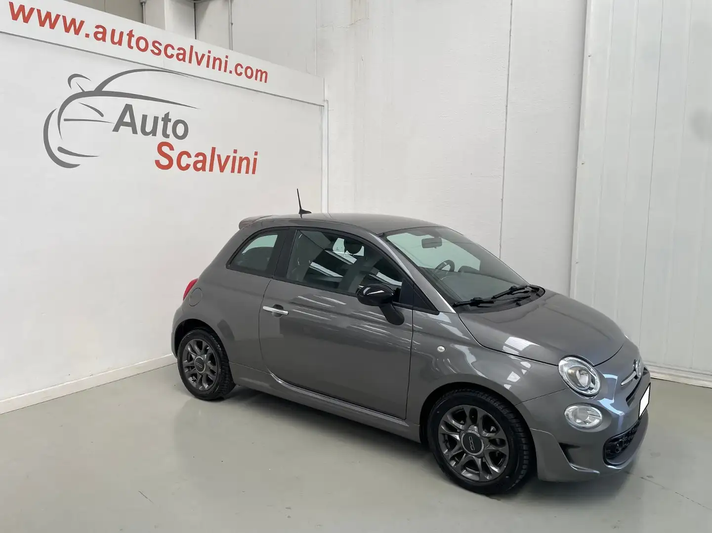 Fiat 500 1.0 Hybrid Sport Grijs - 1