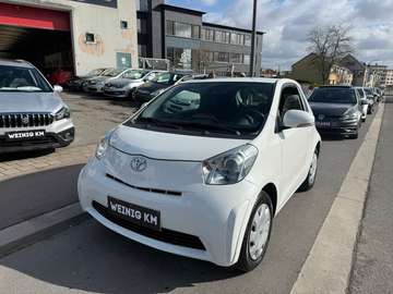 iQ 1.0i VVT-i Luna**12M GARANTIE**CARNET COMPLET**