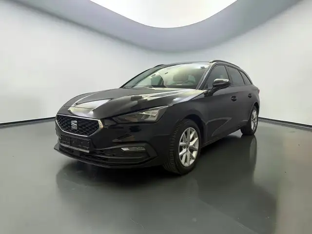 SEAT Leon Sportstourer Style 1.5 eTSI DSG KAM*CARPLAY