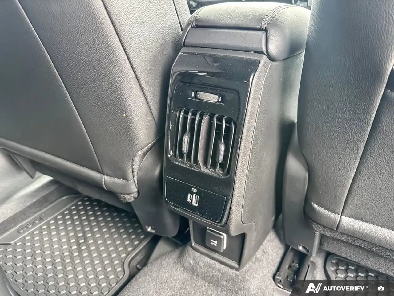 Jeep Compass снимка Jeep Compass
