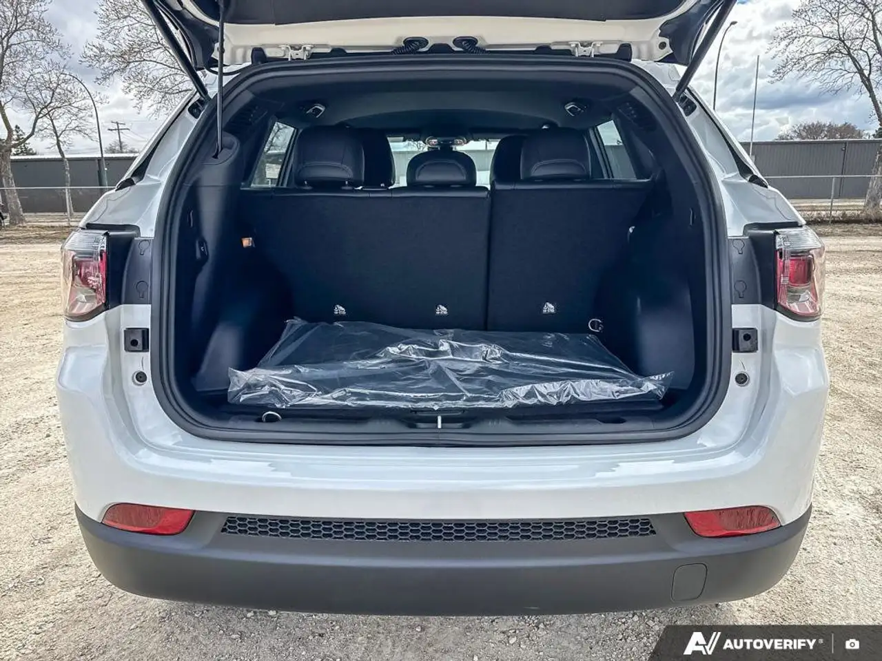 Jeep Compass снимка Jeep Compass